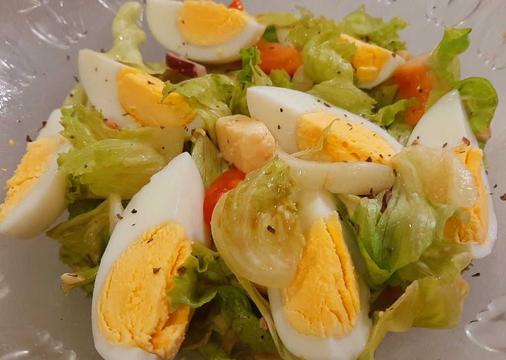 lettuce egg salad